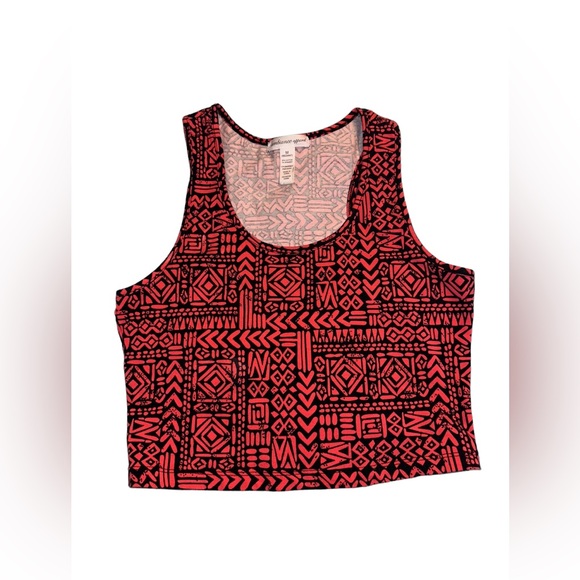AMBIANCE APPEAL NWOT SIZE MEDIUM HOT PINK TRIBAL CROP TOP - Picture 1 of 3